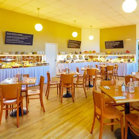 Travellers Hostel